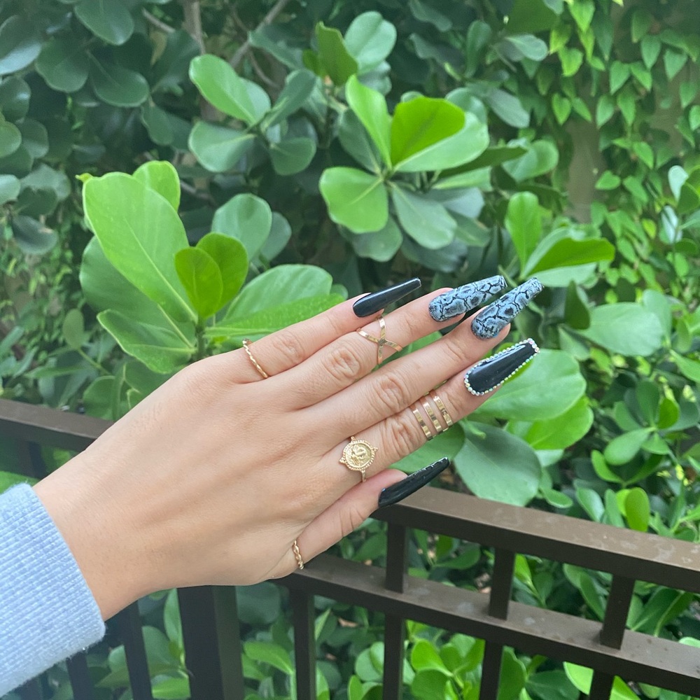 Press on nails with snake skin design